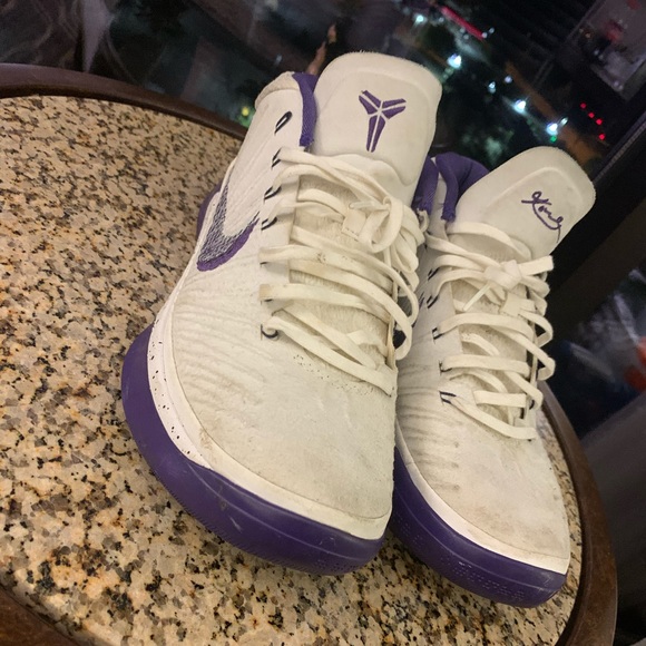 Purple And White Kobe Bryant Shoes 